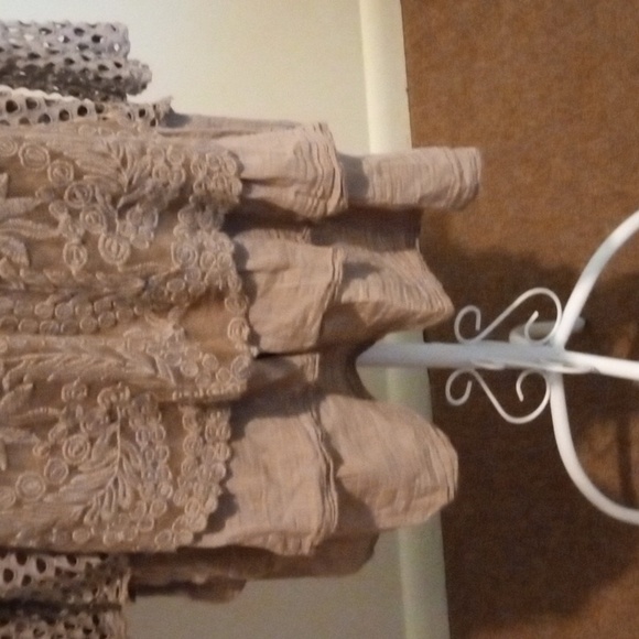 LOVE HAPPY DRESS MADE IN ITALY. INTRICATE LACE OVERLAY & OPEN NET ACCENTS LG.TAN - Picture 3 of 11